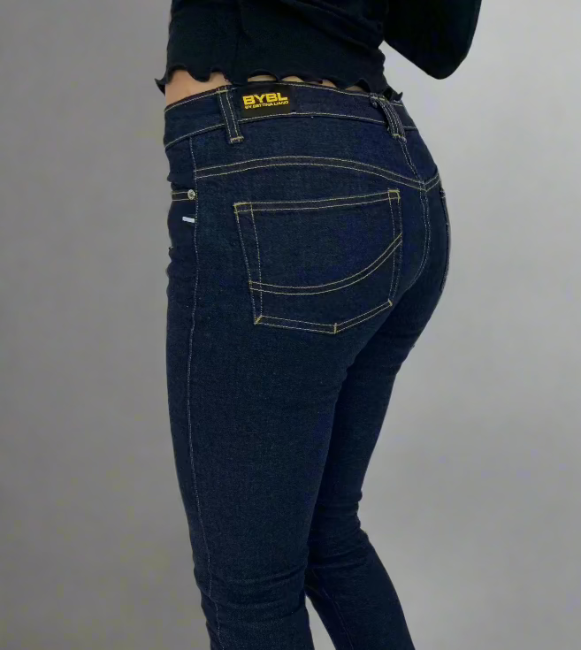 OG Skinny leg Jeans.2004. Low Rise. Stretch.  Dark Indigo - BY BETTINA LIANO