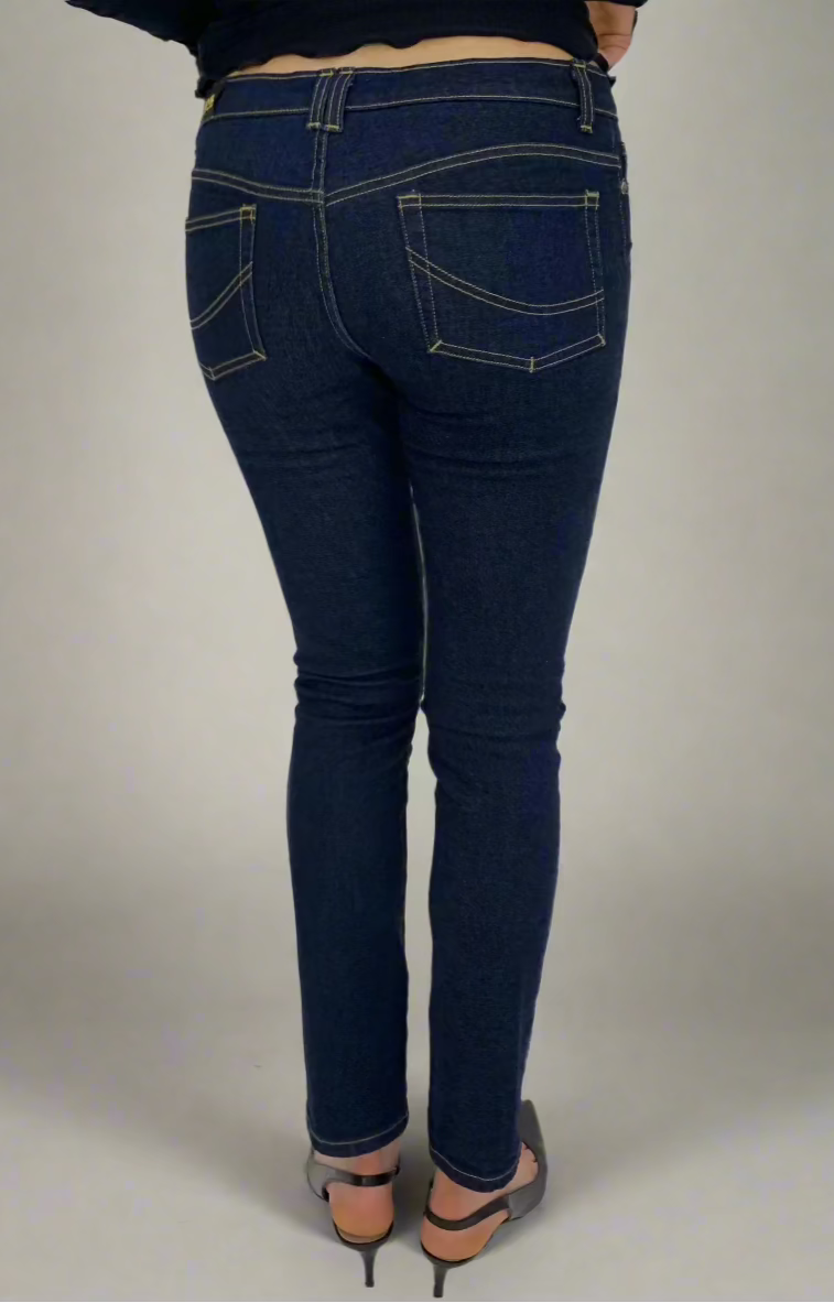 OG Skinny leg Jeans.2004. Low Rise. Stretch.  Dark Indigo - BY BETTINA LIANO