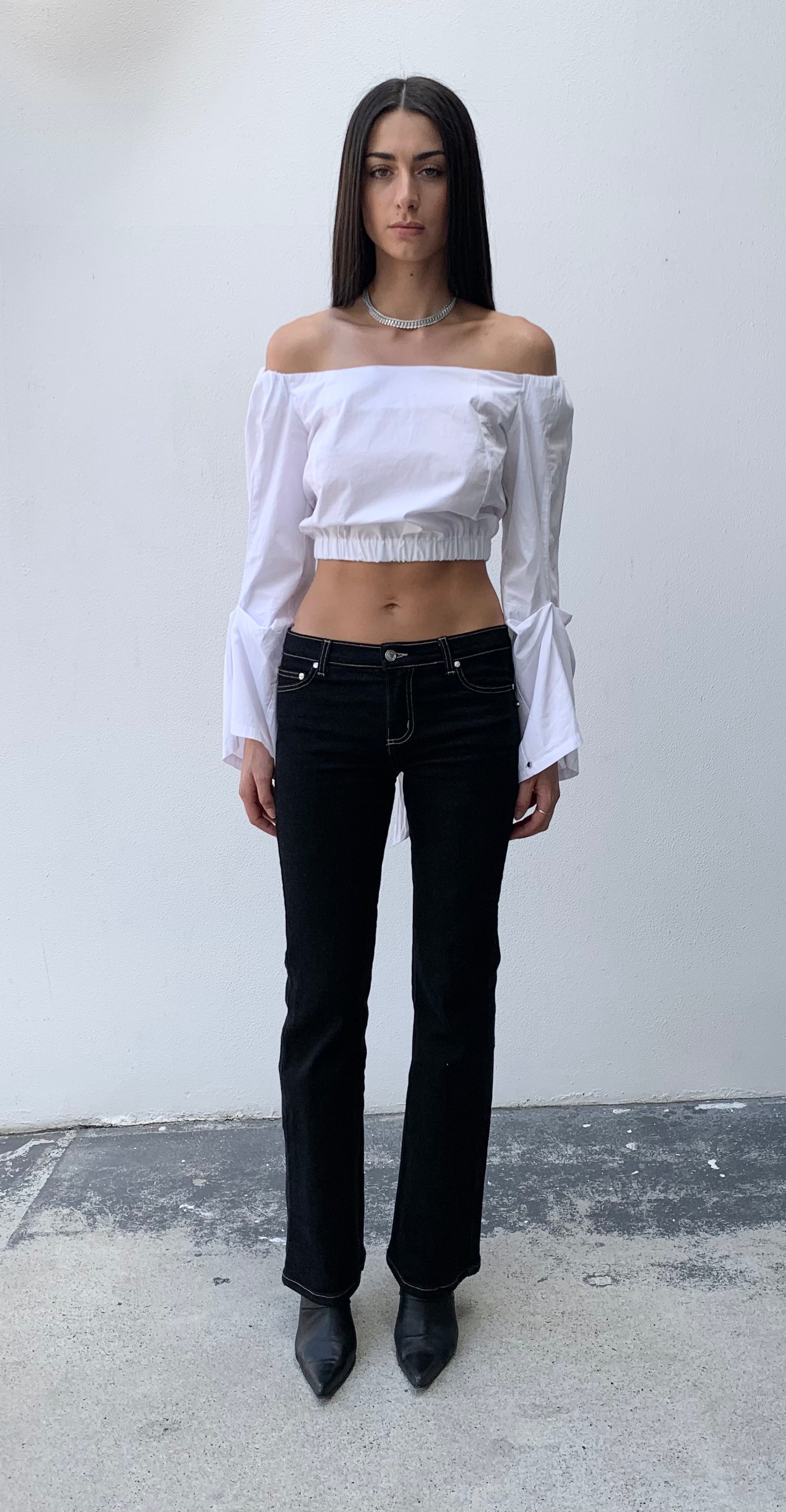 Bootcut Jeans 1989. Low Rise. Stretch. Black Denim. - BY BETTINA LIANO