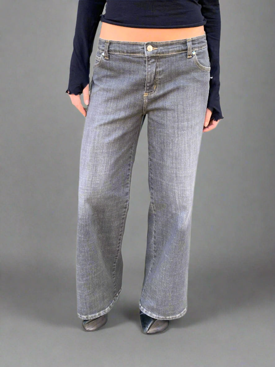 Corset Baggy Jeans. Low Rise. Stretch.  Grey Cloud. - BY BETTINA LIANO