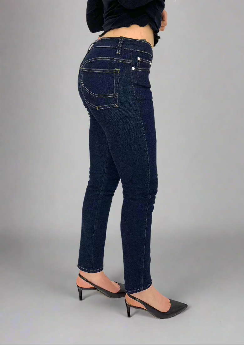 OG Skinny leg Jeans.  Low Rise. Stretch. 2004. Deep Indigo - BY BETTINA LIANO