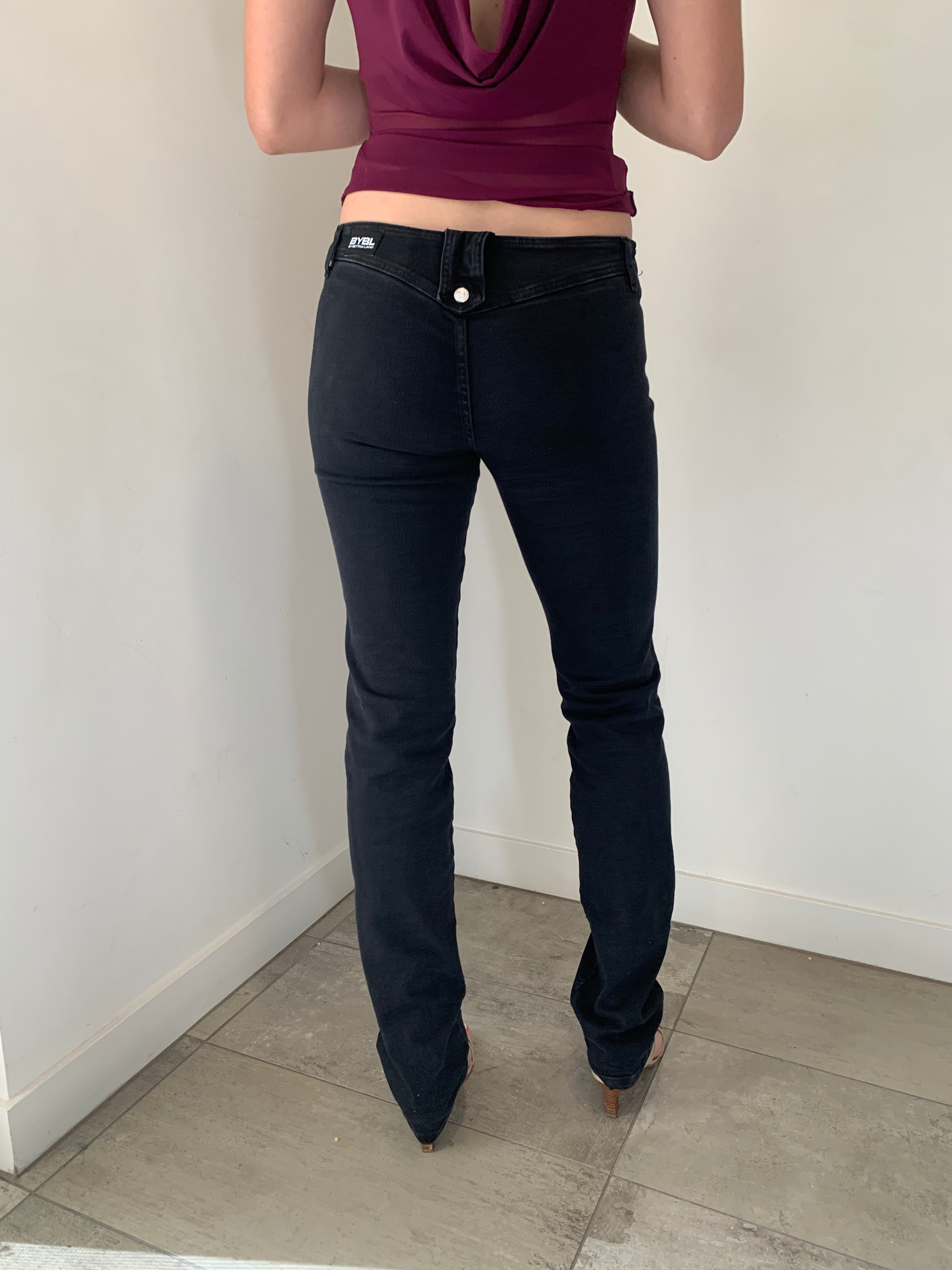 Brittney Jeans. Low Rise. Stretch. Dusty Black Wash. - BY BETTINA LIANO