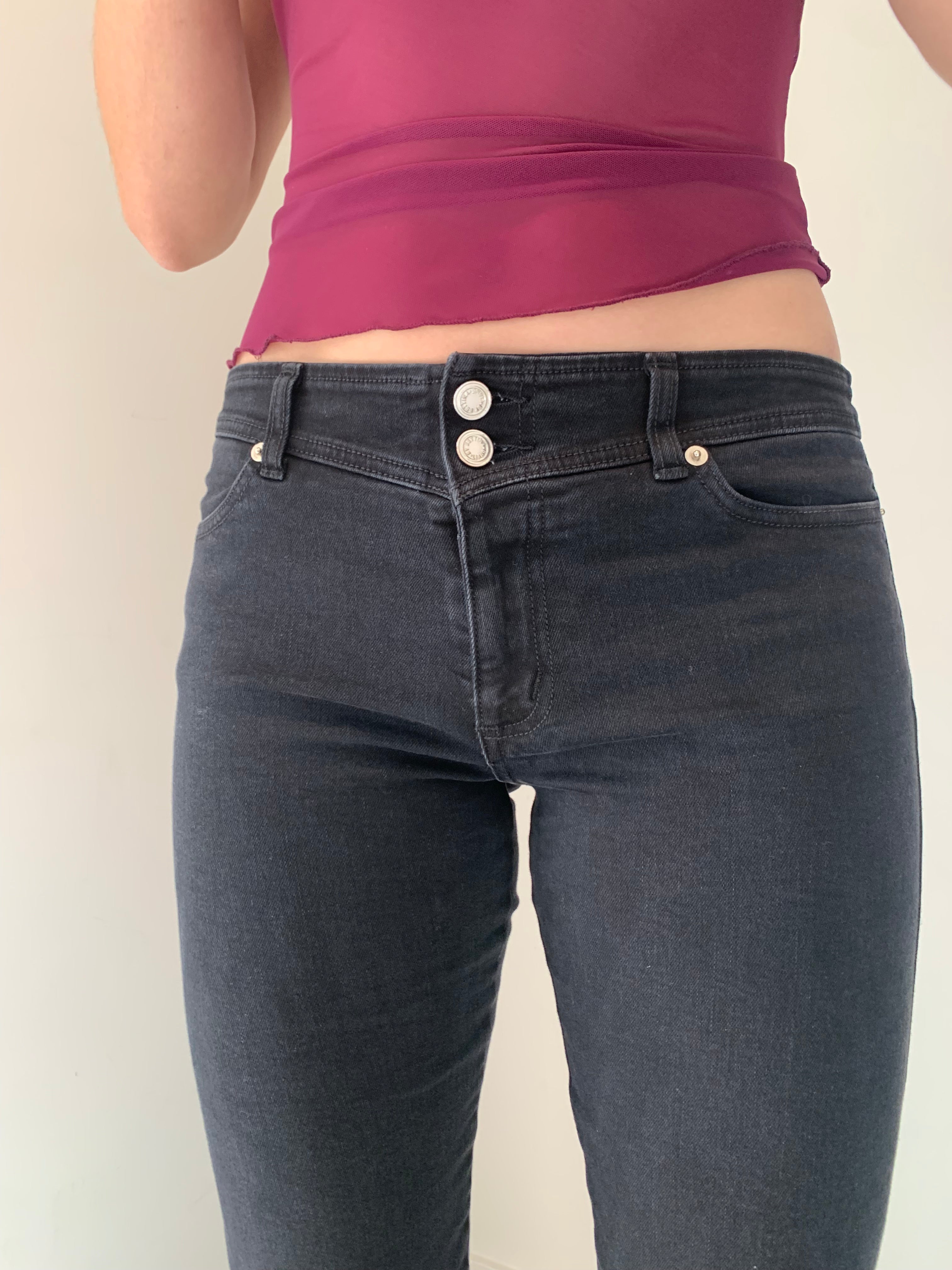 Brittney Jeans. Low Rise. Stretch. Dusty Black Wash. - BY BETTINA LIANO